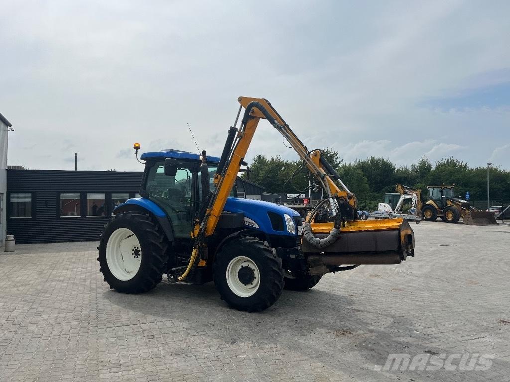 New Holland TS 115 A Traktory