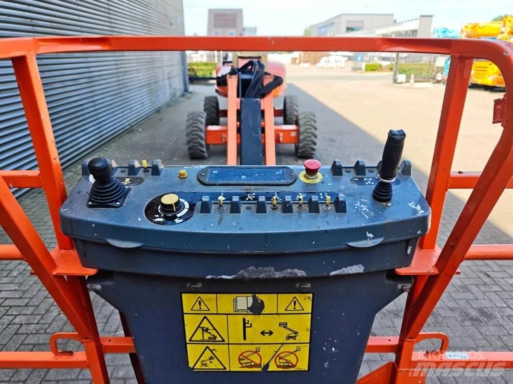 JLG E600 JP Kloubové plošiny