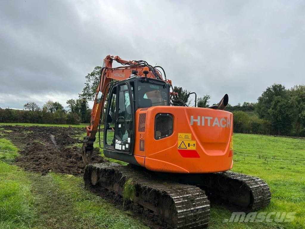 Hitachi ZX135-5 Pásová rýpadla