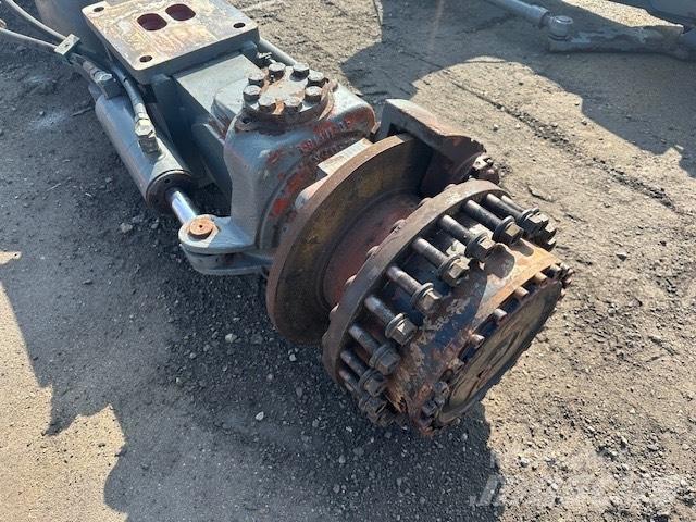 Liebherr A 944 axles Nápravy