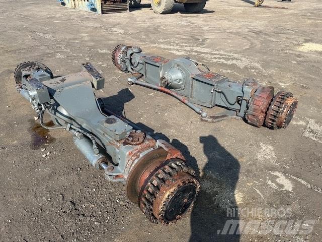 Liebherr A 944 axles Nápravy