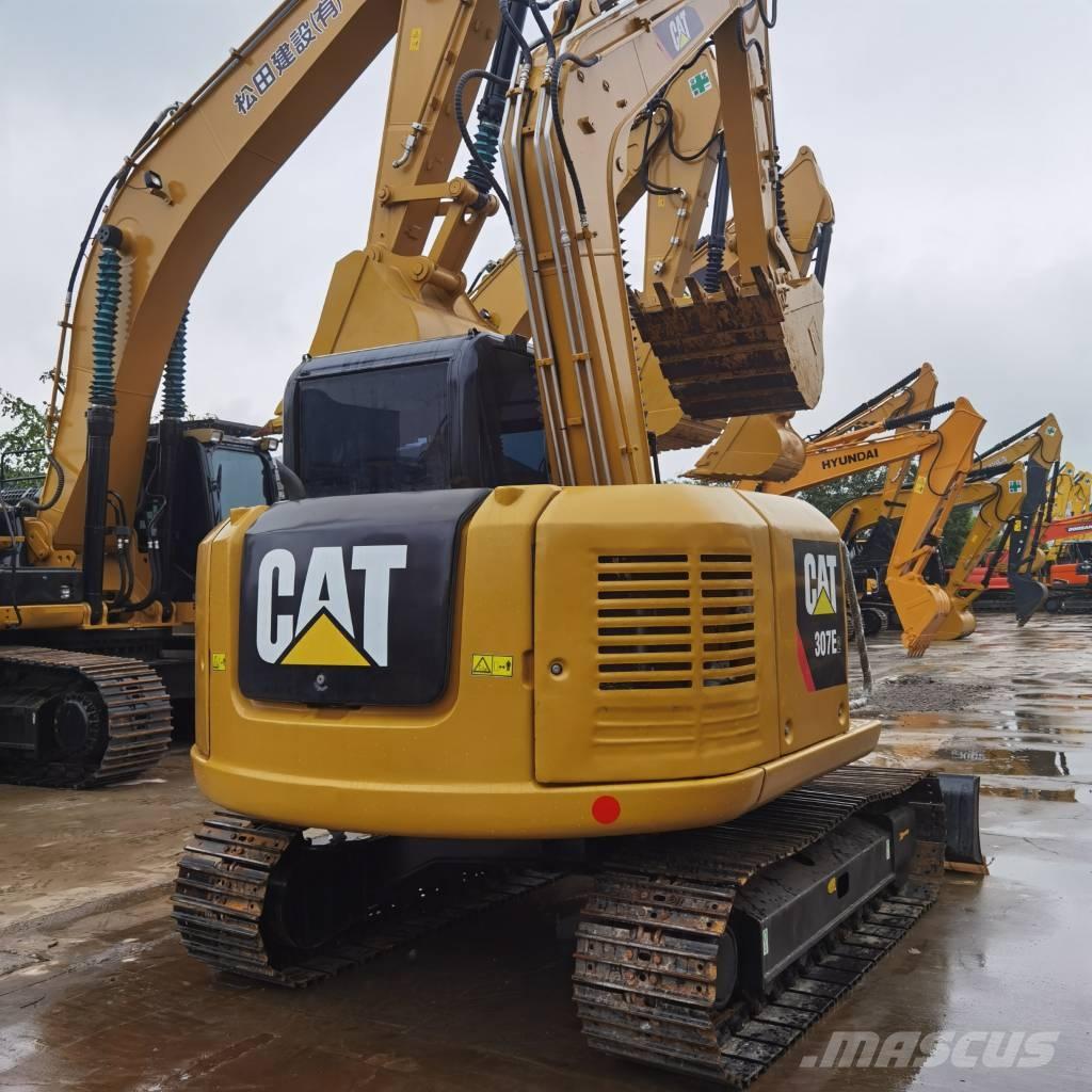 CAT 307E2 Mini rýpadla < 7t
