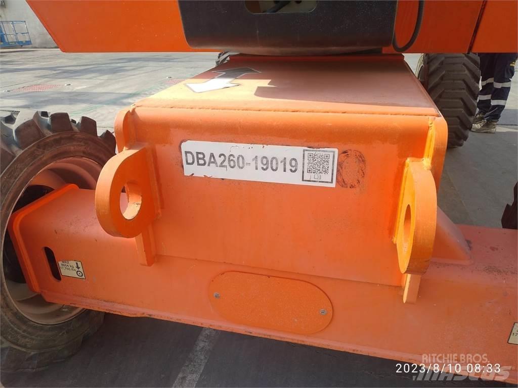 JLG 800AJ Kloubové plošiny