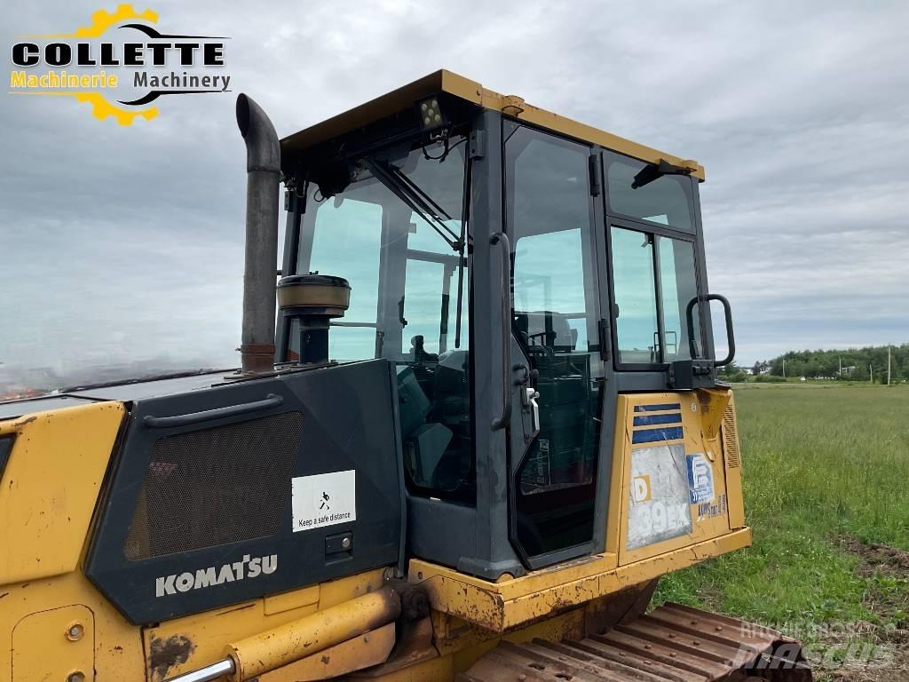 Komatsu D 39 EX-21 A Pásové dozery