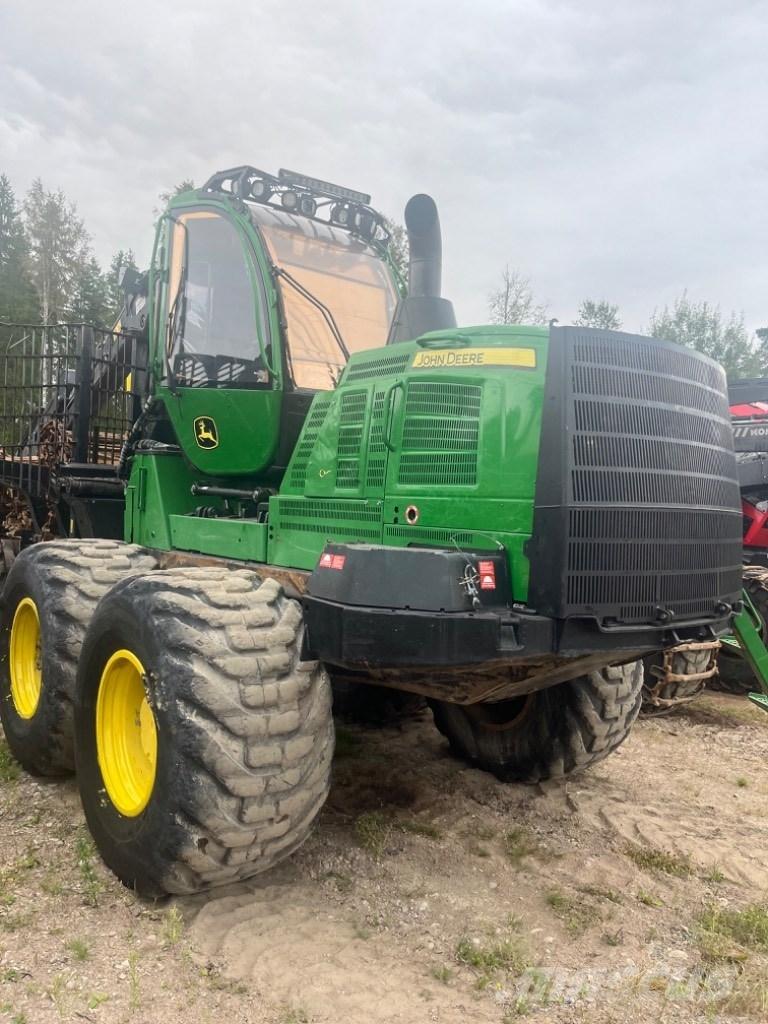 John Deere 1910G Vyvážecí traktory