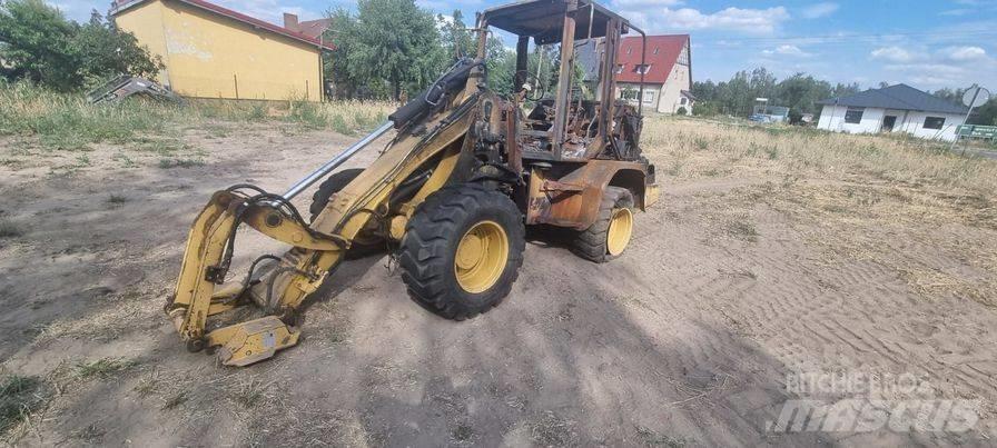 CAT 908 arm Výložníky a lžíce