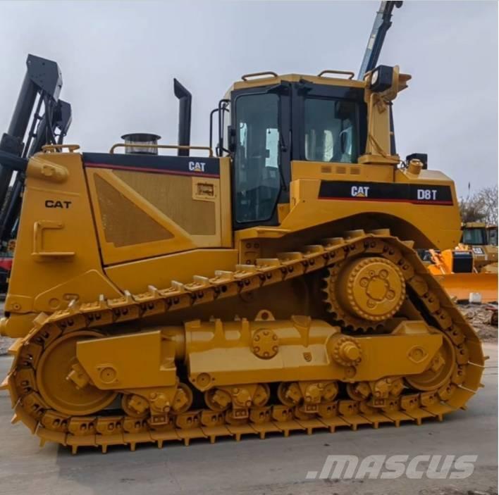 CAT D 8 T Pásové dozery