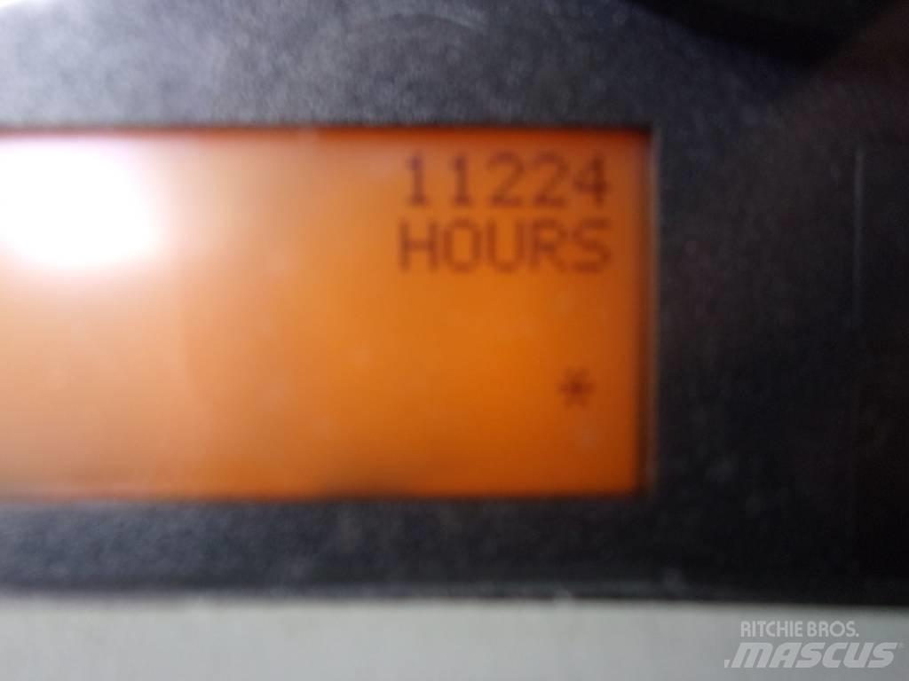 International 4300 Zametací vozy
