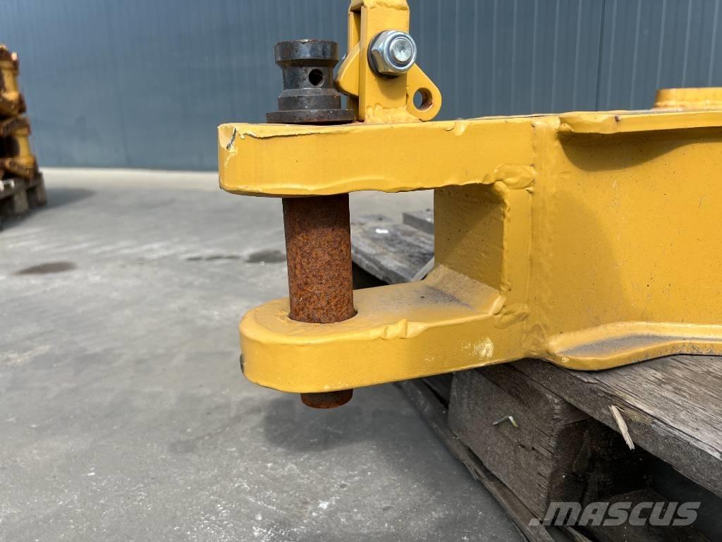 CAT D6R / D6T Zugmaul Ostatní komponenty