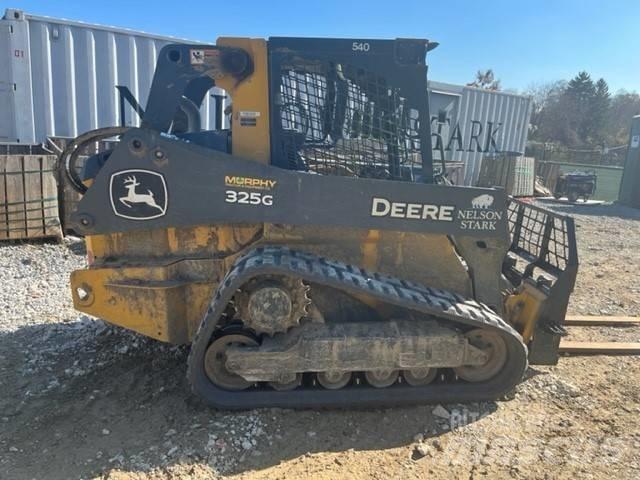 DEERE 325G Smykem řízené nakladače