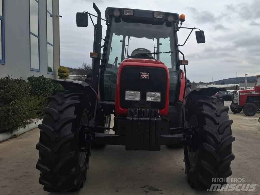Massey Ferguson 4345 Traktory