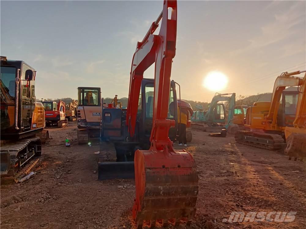 Hitachi ZX60 Mini rýpadla < 7t