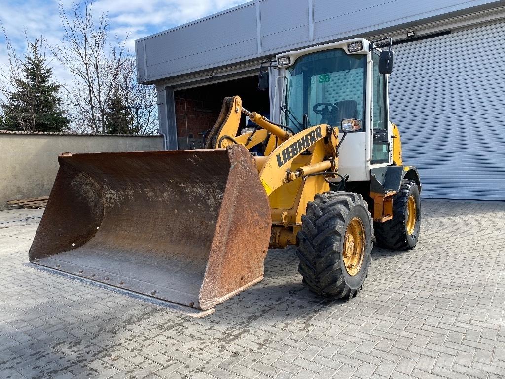 Liebherr 506 Stereo Kolové nakladače