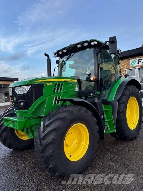 John Deere 6120 R Traktory