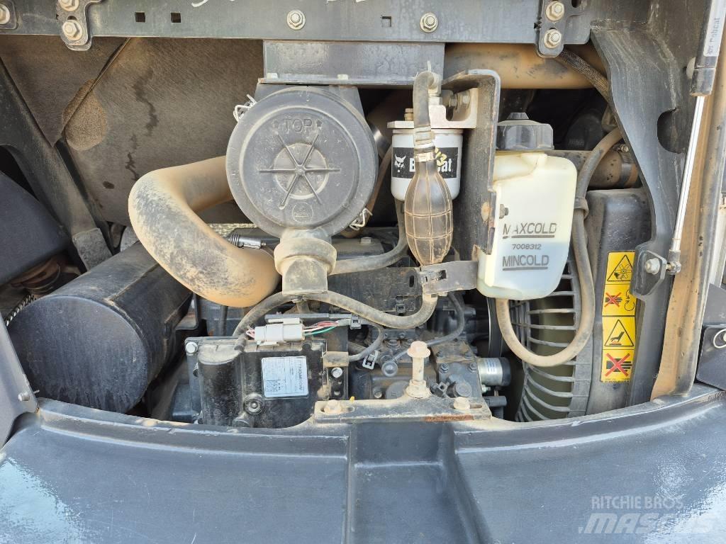 Bobcat E 32i Mini rýpadla < 7t