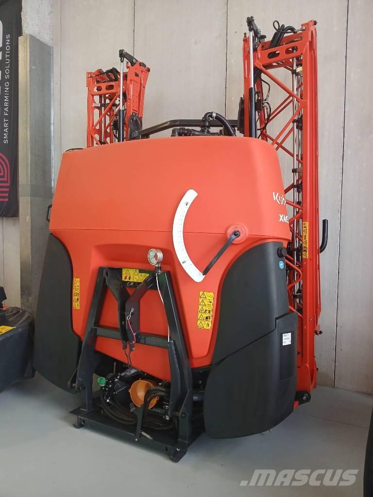 Kubota XMS112 Nesené postřikovače