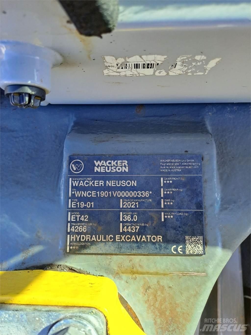 Wacker Neuson ET42 Pásová rýpadla