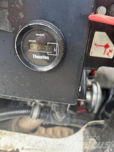 Thwaites MACH 477 Vyklápěcí dempry