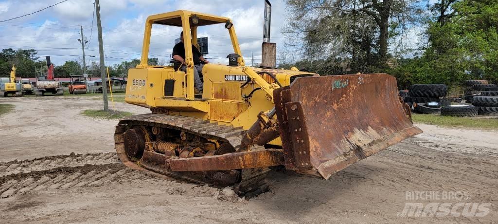 John Deere 850 B Pásové dozery