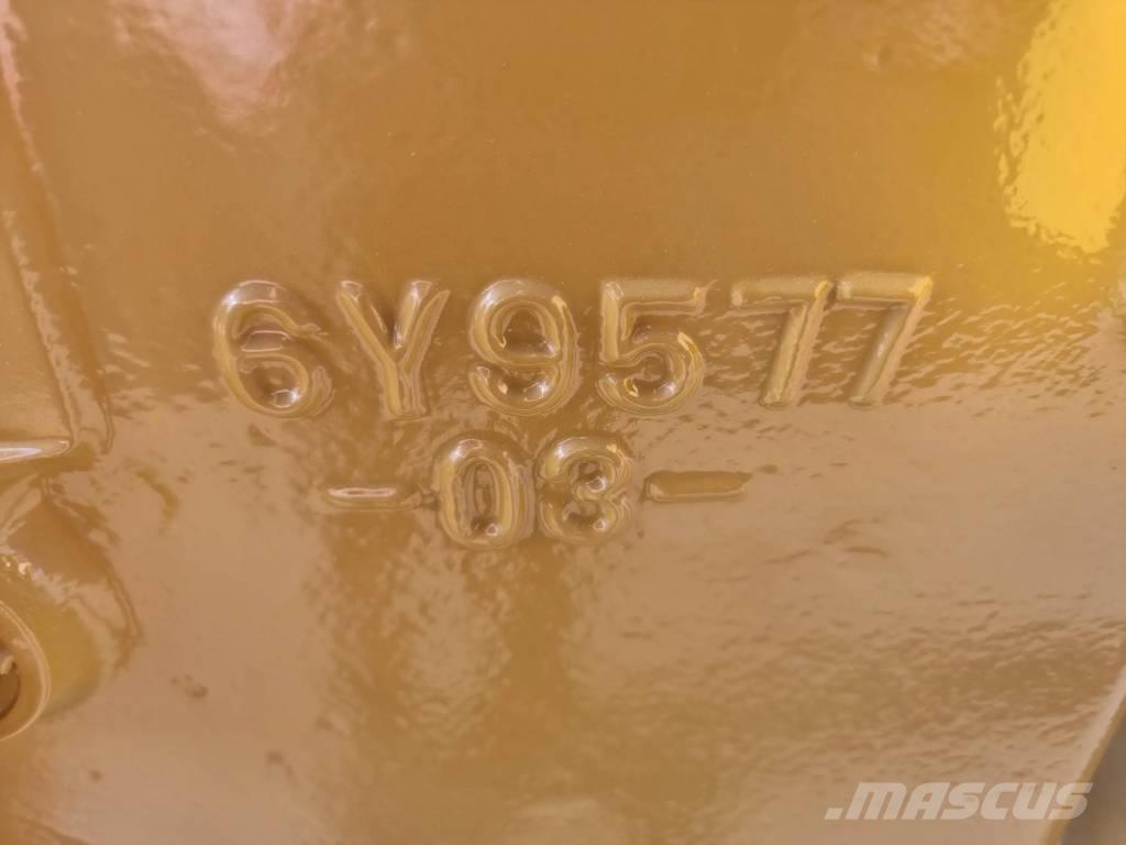 CAT Transmission 740 Ostatní komponenty