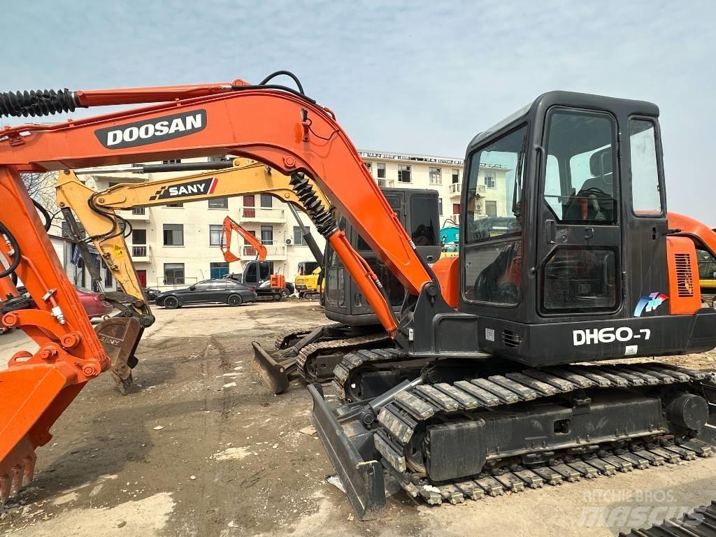 Doosan DH 60 Mini rýpadla < 7t