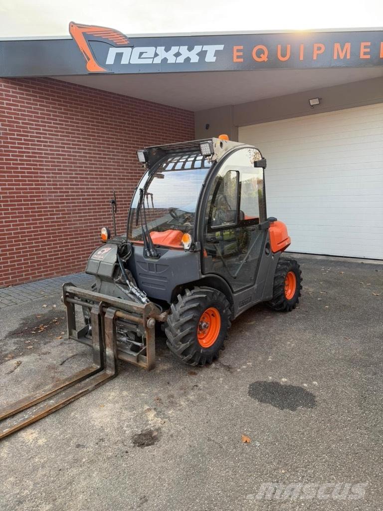 Ausa T 144 H Teleskopické manipulátory