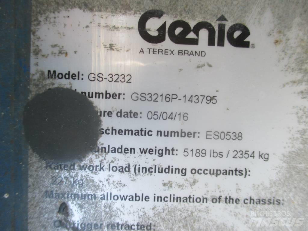 Genie GS 3232 Nůžková zvedací plošina