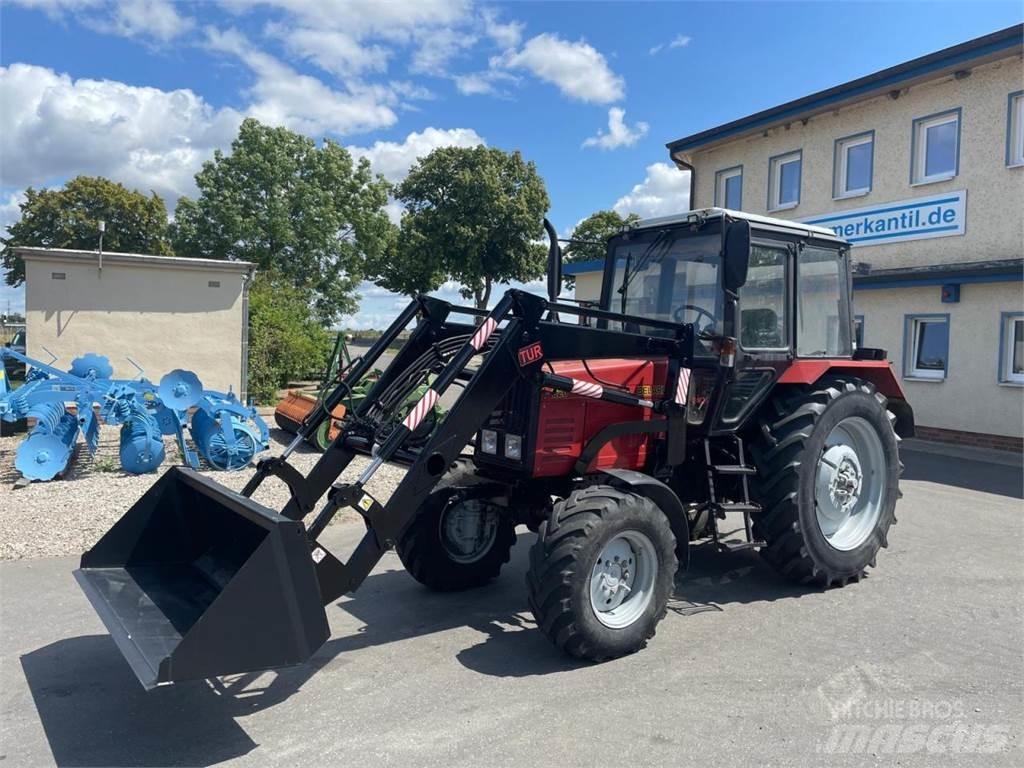 Belarus MTS 820 + FL Traktory
