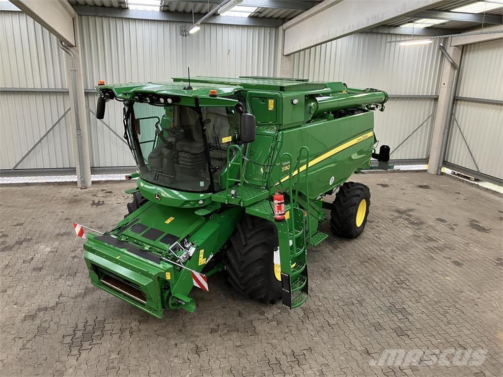 John Deere T560 Sklízecí mlátičky