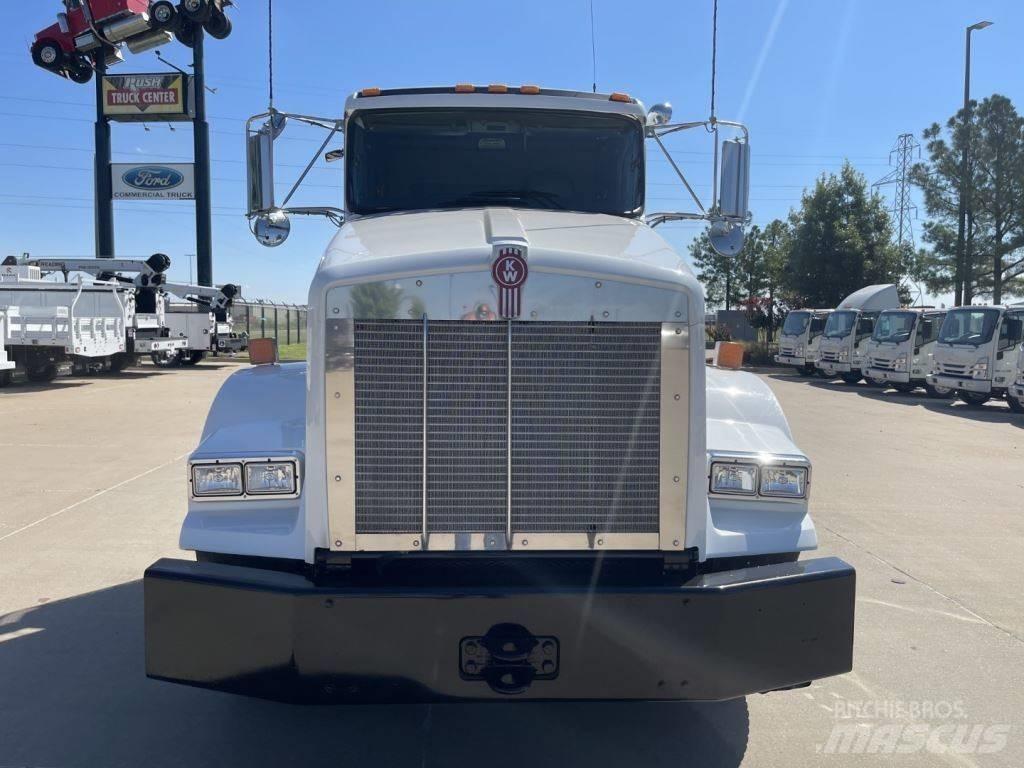 Kenworth T 800 Tahače