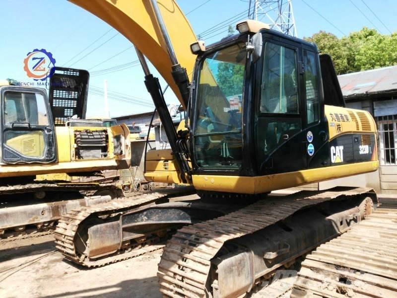 CAT 323 D L Pásová rýpadla