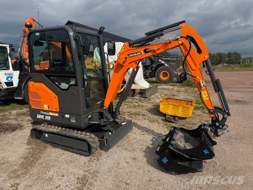 Develon DX 19-7 Mini rýpadla < 7t