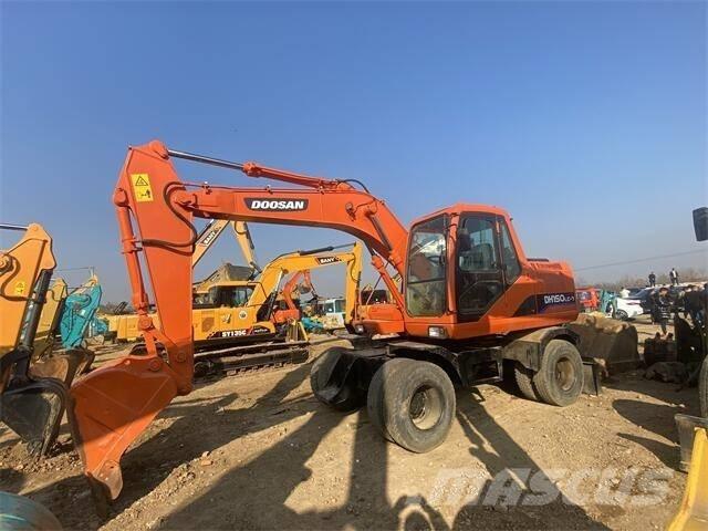 Doosan DH150LC-7 Pásová rýpadla