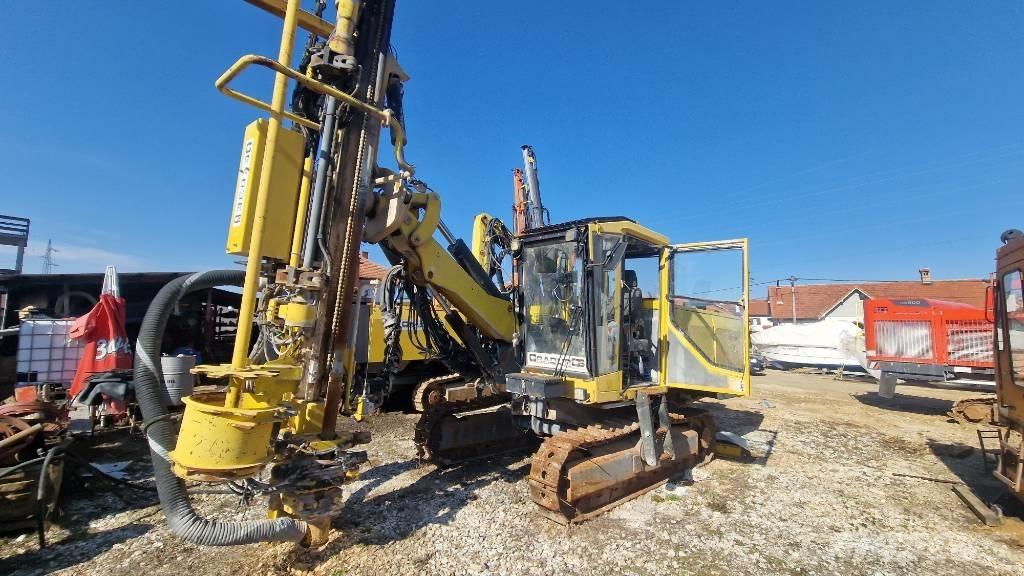Atlas Copco F6 Povrchové vrtací stroje