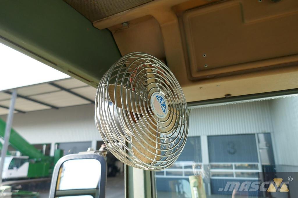 CAT 130G Ex-army Grejdry