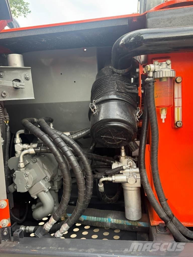 Hitachi ZX 70 Mini rýpadla < 7t