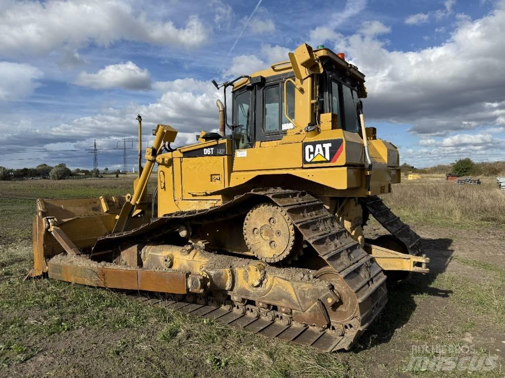 CAT D 6 T LGP Pásové dozery