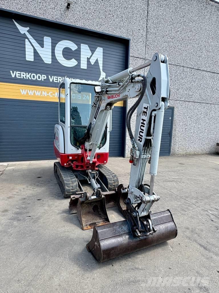Takeuchi TB 225 Mini rýpadla < 7t