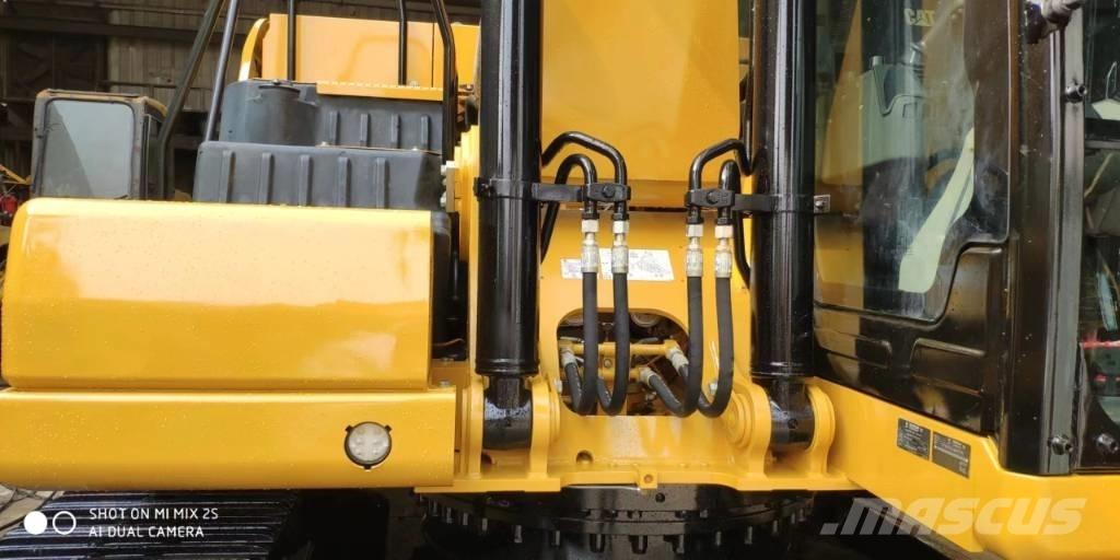 CAT 320 Pásová rýpadla