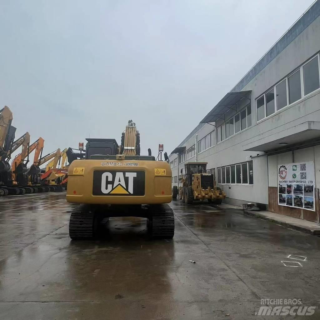 CAT 320D2 Midi rýpadla 7t - 12t