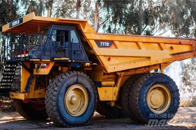 CAT 777D Další