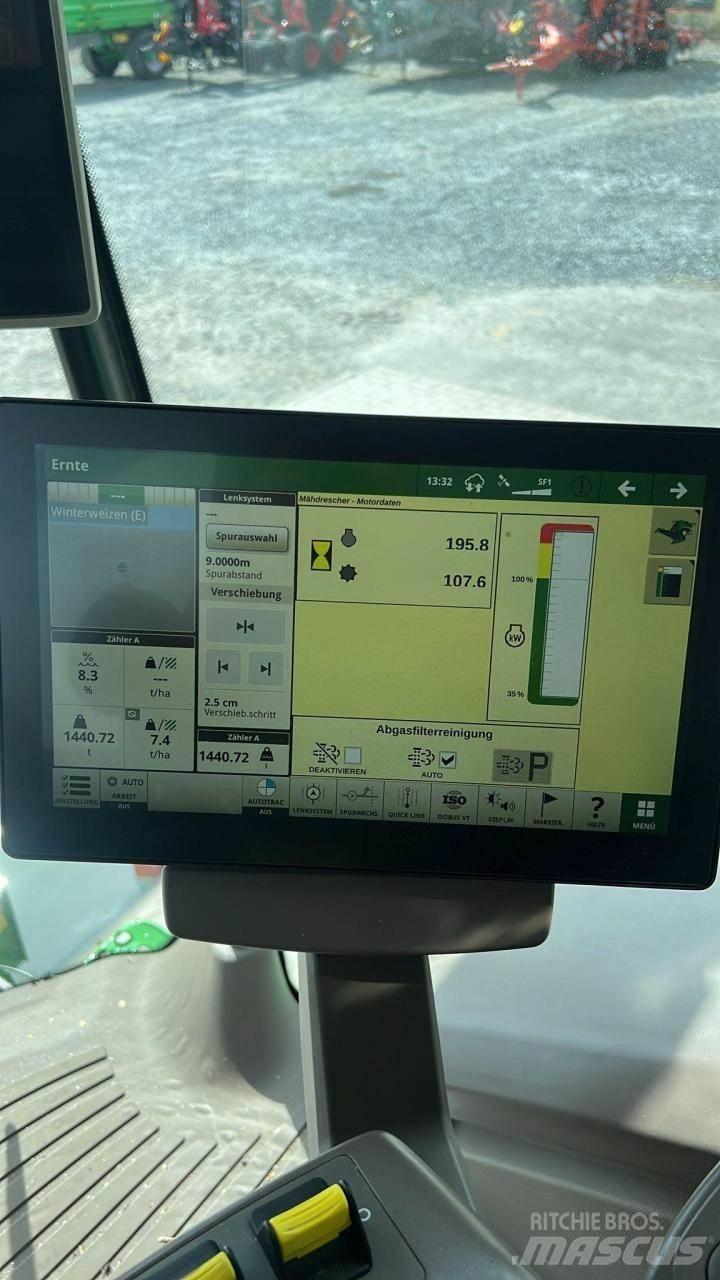 John Deere T670 Sklízecí mlátičky
