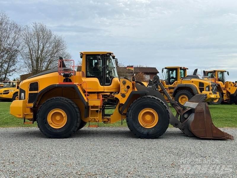Volvo L 220 H Kolové nakladače