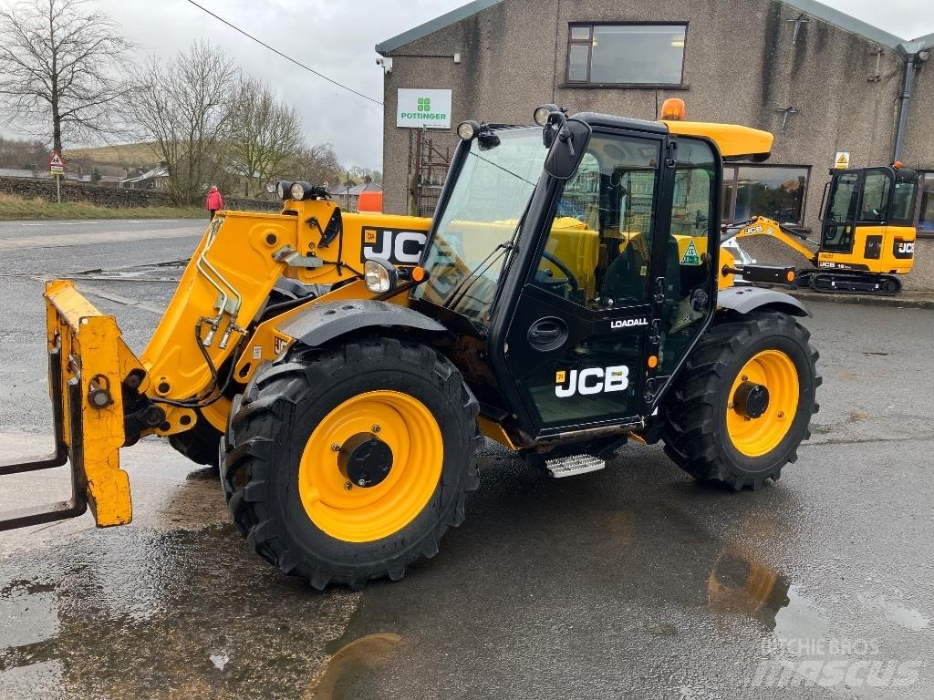 JCB 527-58 Agri Teleskopické nakladače pro zemědělství
