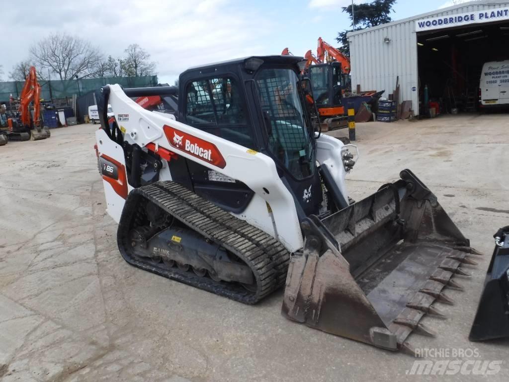 Bobcat T 86 Smykem řízené nakladače