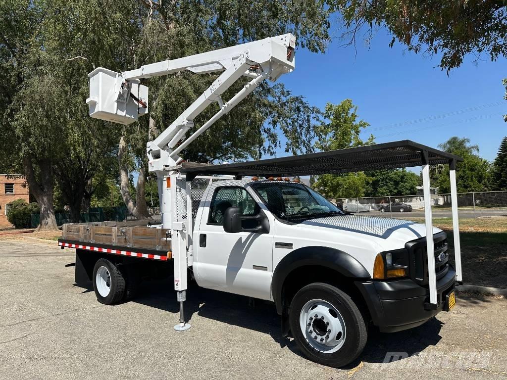 Ford F 550 Autoplošiny