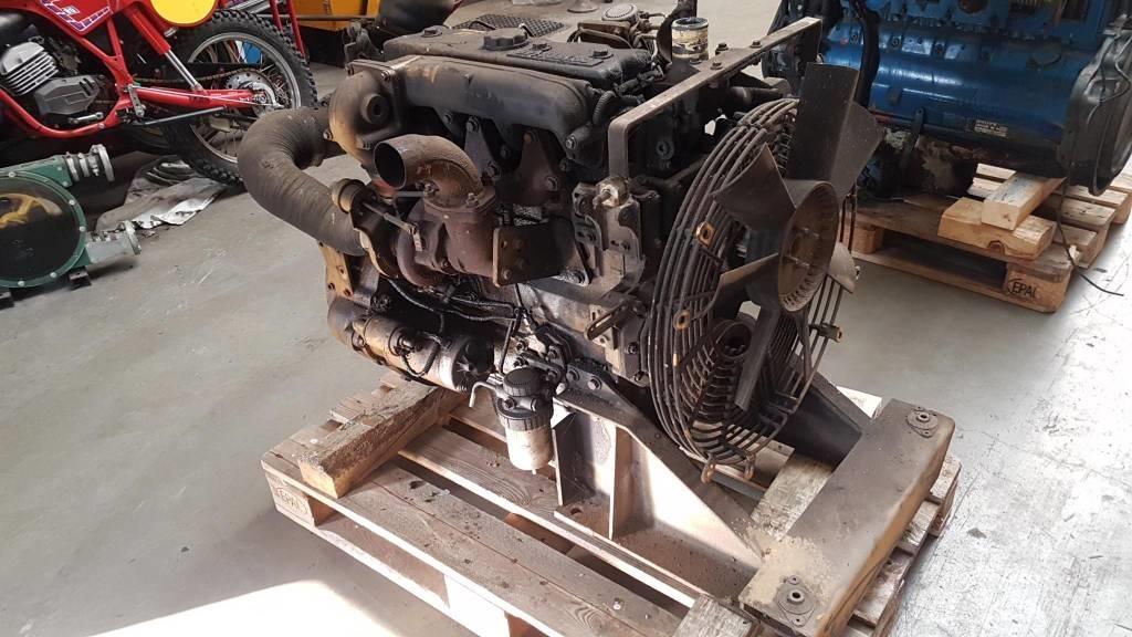 CAT 3054 Motory