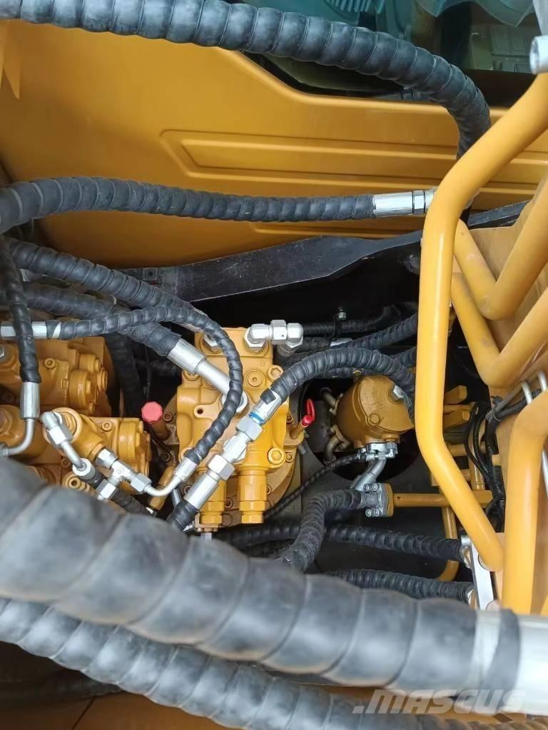 Sany SY 135 C Midi rýpadla 7t - 12t