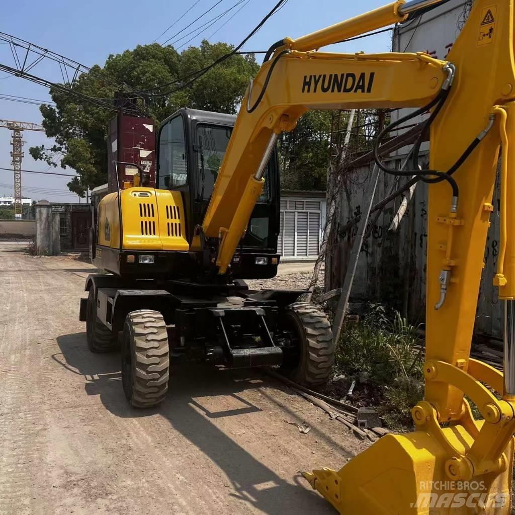 Hyundai R60W-7 Kolová rýpadla