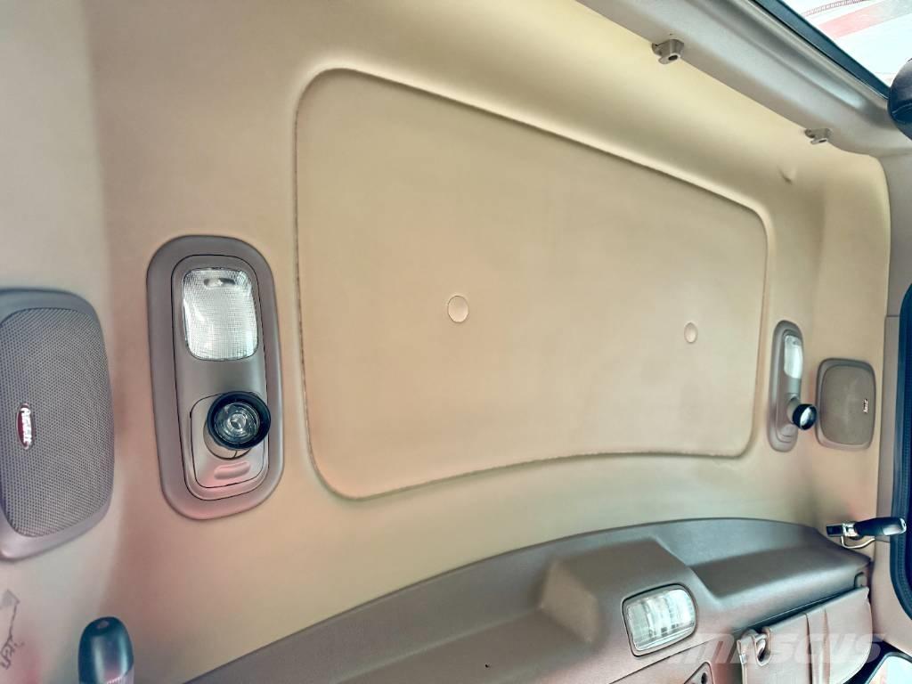 Peterbilt 379 Tahače